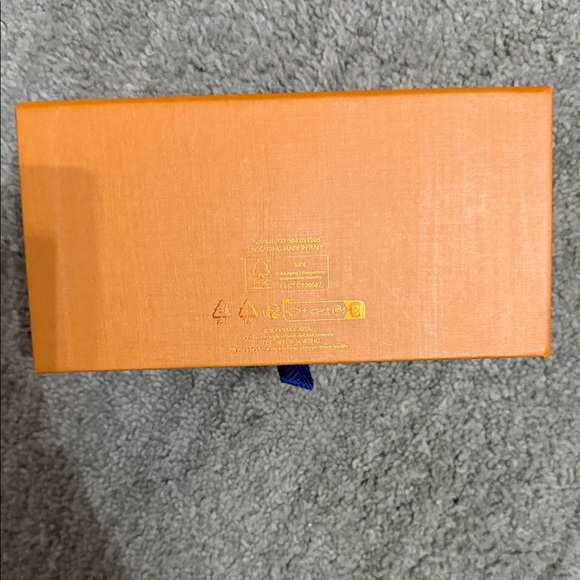 Louis Vuitton Orange Glasses Box with Navy Ribbon - Picture 3 of 4